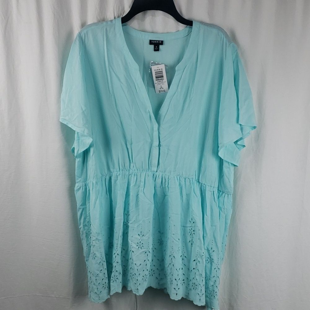 Torrid 3X Aqua Babydoll Embroidered Tiered Top